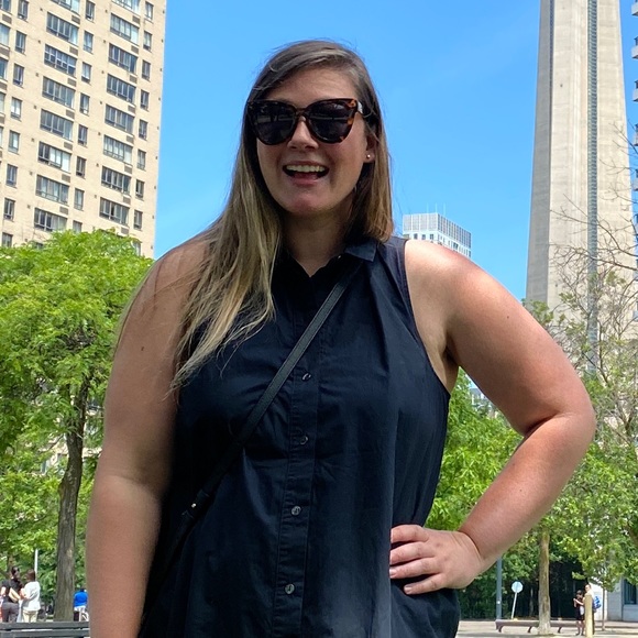 Meet your Posher, Megan - Picture 1 of 1